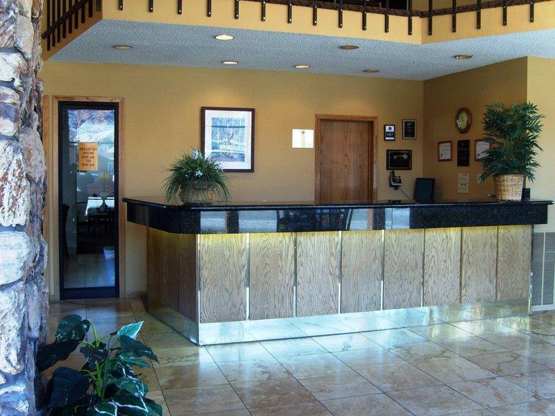 Baymont By Wyndham Cedar City Beltér fotó